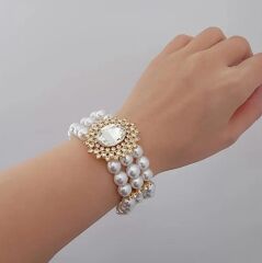 Donna Çok Katmanlı Altın Tonlu Çiçek Desenli Bileklik Modeli