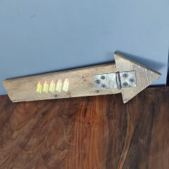 Dekoratif Ahşap Tasarımlık Yön Tayin Levhası