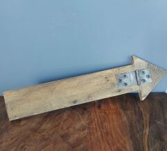 Dekoratif Ahşap Tasarımlık Yön Tayin Levhası