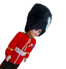 19 cm. Dönem İngiliz Üretimi Asker Kumaş Bebek (Kollar ve Gözler Hareketli)