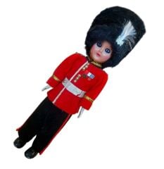 19 cm. Dönem İngiliz Üretimi Asker Kumaş Bebek (Kollar ve Gözler Hareketli)