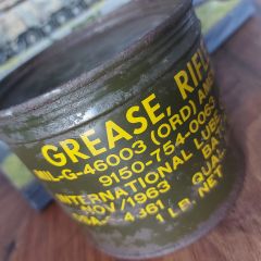 Askeri Gres Tenekesi