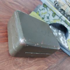 Dekoratif Metal Sis Bombası Kutusu