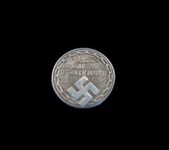 2.4 cm. Çap 1933-1934 Hitler Gençliği  (Hitler Jugend) Anma Rozeti