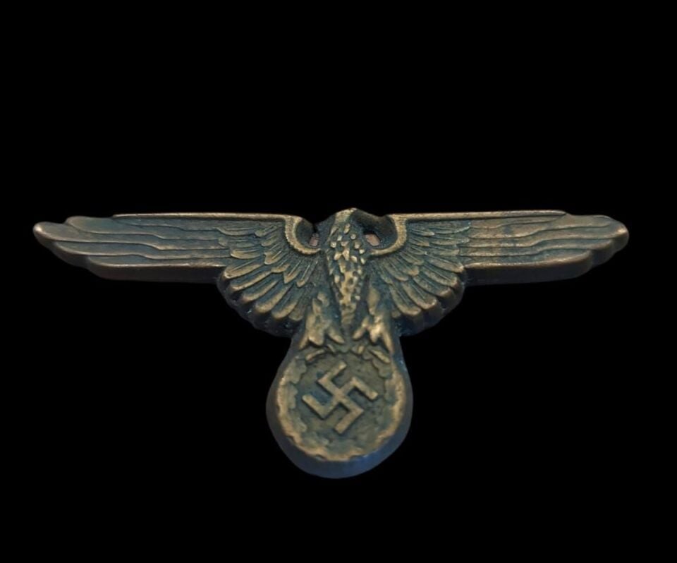 7x3 cm. Ww2 Alman  Subay Metal Şapka Kokartı