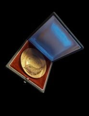 6 cm. Çap Kutusunda SSCB Filateli Madalyon