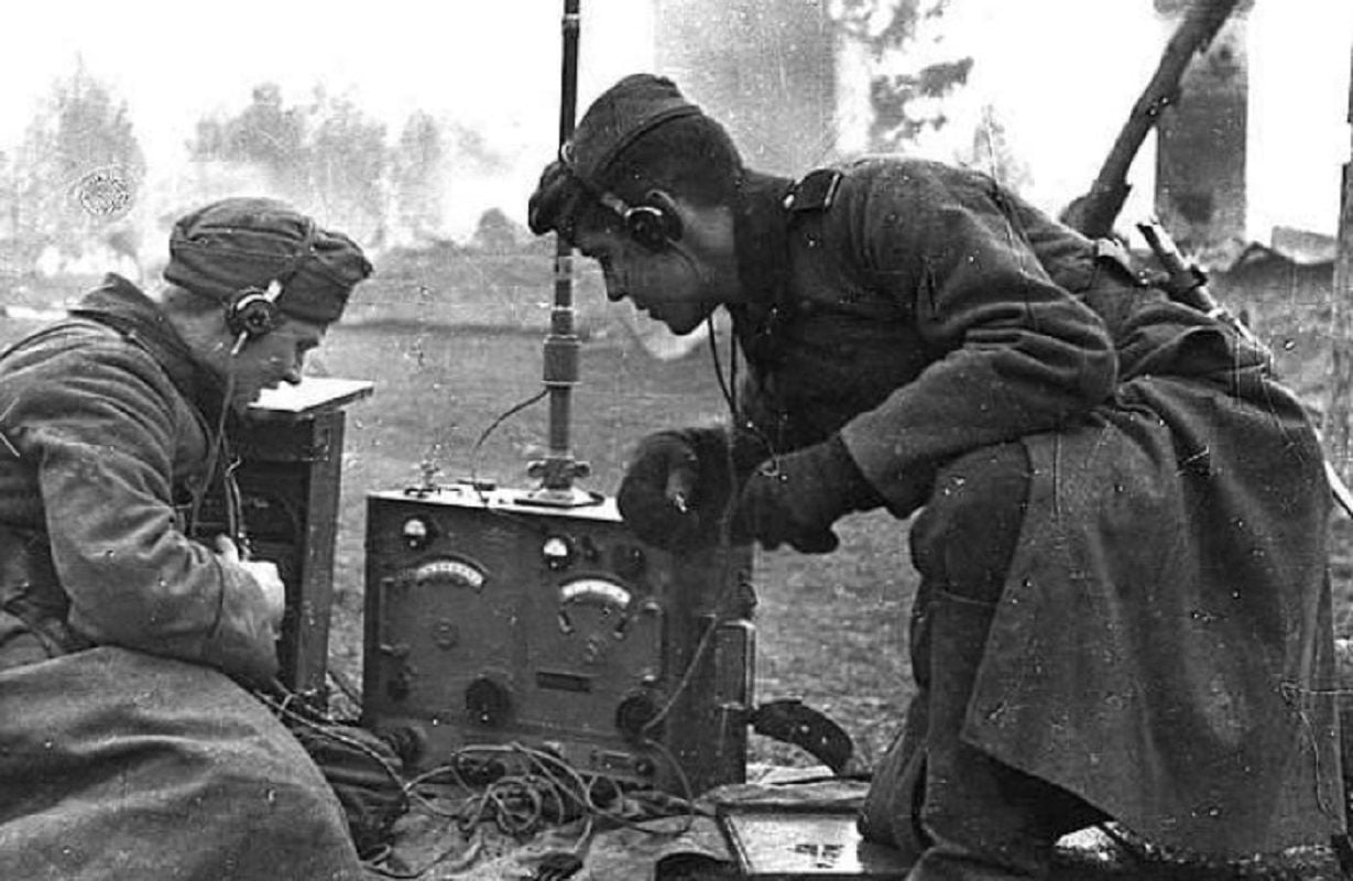 Ww2 Alman Kask Radyo İstasyon Kulaklığı (Omega 2000)