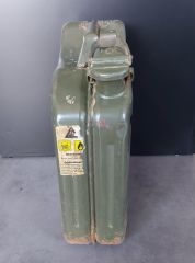 1983 Haki 10 LT Benzin Bidonu-1