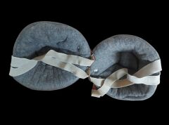 20x20x10 cm. 1940-1950'ler Sovyet Askeri Keçe Dizlik (Çift)