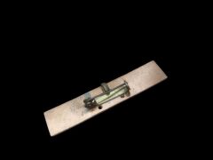 5.8 cm. Uzunluk Doğu Alman 'Sosyalist Emek Kolektifi' Onursal Ünvanı 3. Ödül Mineli Madalya Barı