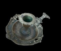 17x10 cm. Pirinç Malzeme Dönem Şinanay Mumuluk