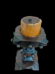 20 cm. Metal Parçacıklı Ahşap El Oyması Şamdan (20.Yüzyıl)