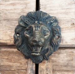 8x7 cm. İngiltere Damgalı Pirinç Aslan Başı Kapı Tokmağı