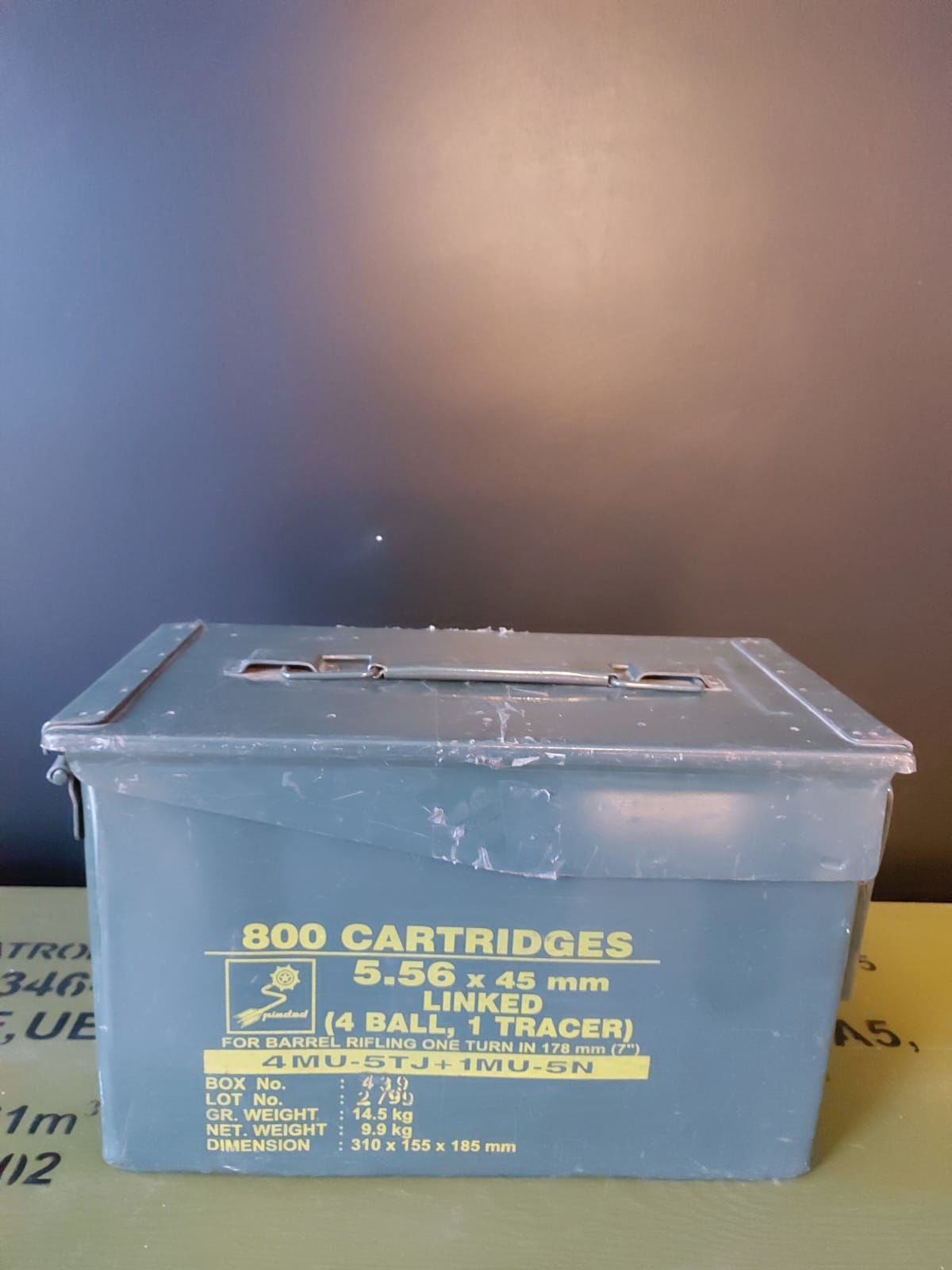28x14x18.5 cm. Metal Mühimmat Kutusu