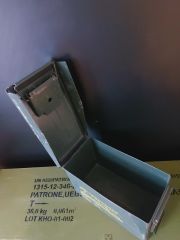28x14x18.5 cm. Metal Mühimmat Kutusu
