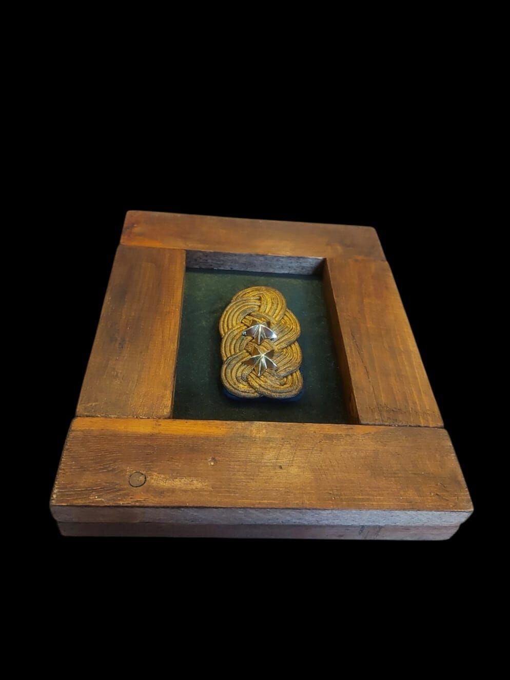 20x25x4 cm. Vintage Ahşap Çerçeve (Sb. Apoletli)