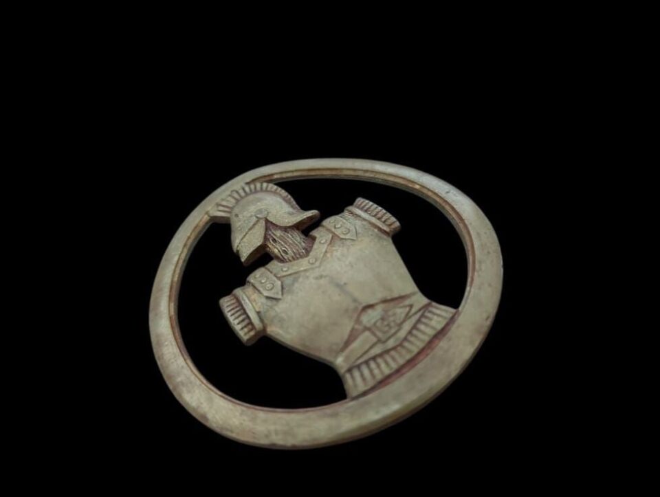 4.5 cm. Çap Fransız Ordusu 31. Müh Alayı Pirinç Şapka Bere Kokartı