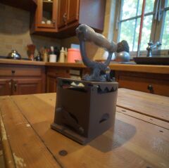 22x21 cm. Osmanlı Dönemi Kömürlü Döküm Ütü