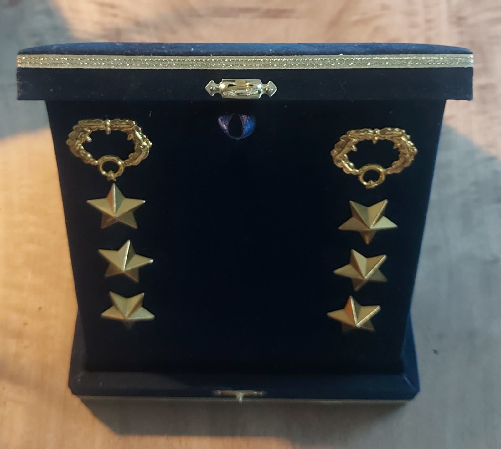 17.5x16.5x4 cm.Plaket Formunda Metal Albay Rütbeleri (Çift)