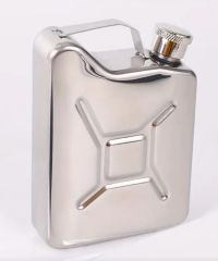 Paslanmaz Çelik Vidalı Kapak Benzin Bidonu Formunda  Cep Matarası (Krom Renk)