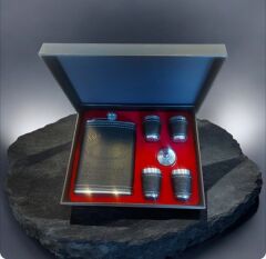 Kutusunda Deri Kaplama Paslanmaz Matara Seti (9 oz-266 ml/4 Shot Bardak)