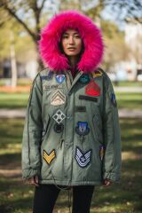 Özel Tasarım Parka Modeli (L Beden) İthal Ürün