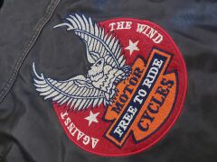 Kahverengi 9 Yaş/134 cm.  Pilot Mont