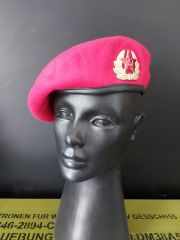 Military Fashion Metal Sovyet Kokartlı Kırmızı Kadın Bere (57 Numara)