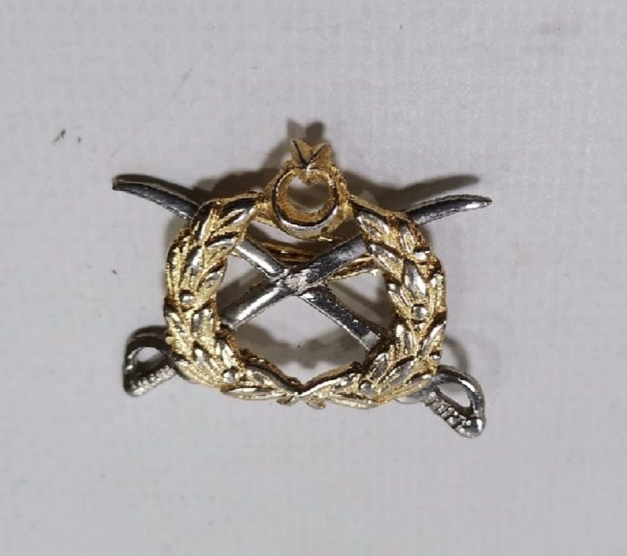 1950'ler Metal Subay Brove