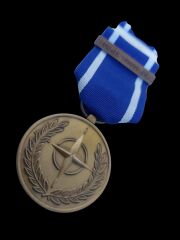 Nato Madalyası (Yugoslavya-Kosova-Makedonya Hizmetleri) Orjinal Kutusunda