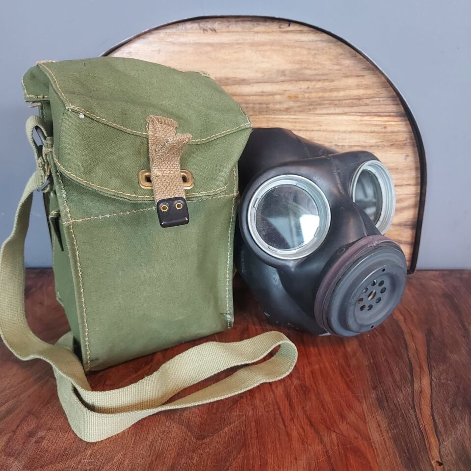M45 1944 Gaz Maskesi Modeli (Çantalı)