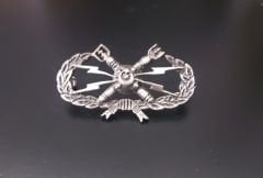 4.5x2,5 cm. Metal Askeri Brove Model-4