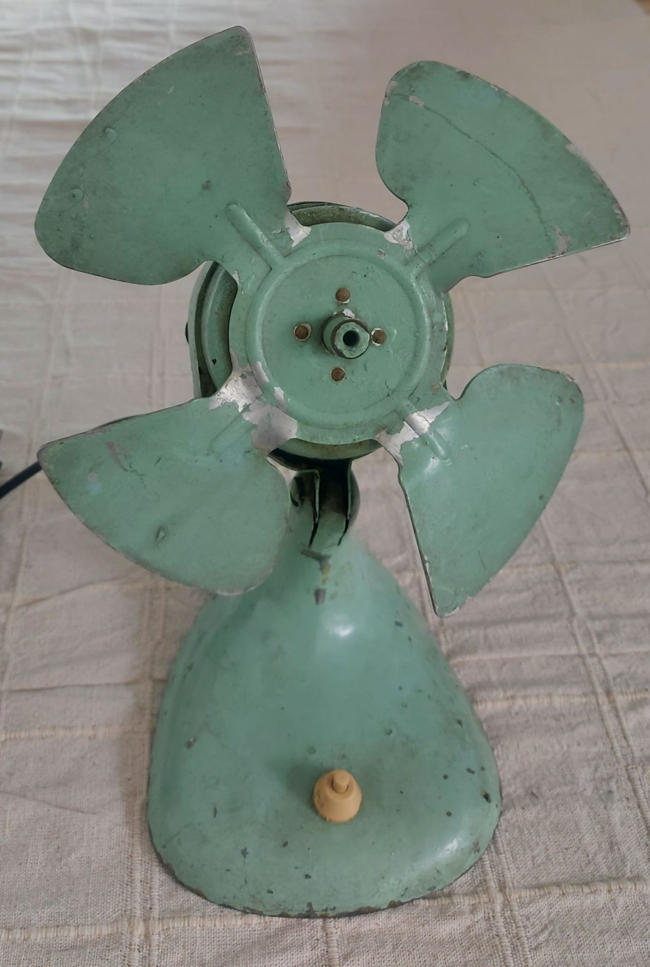 30 cm. Sovyet Üretimi Komple Metal Vantilatör (Çalışır Durumda)