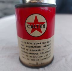 Vintage 13x4.5 cm. US Caltex Metal Yağdanlık
