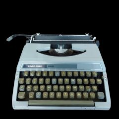 30x28 cm. Japonya Üretimi Çalışır Durumda DMO Etiketli (Orjinal Çantası İle)