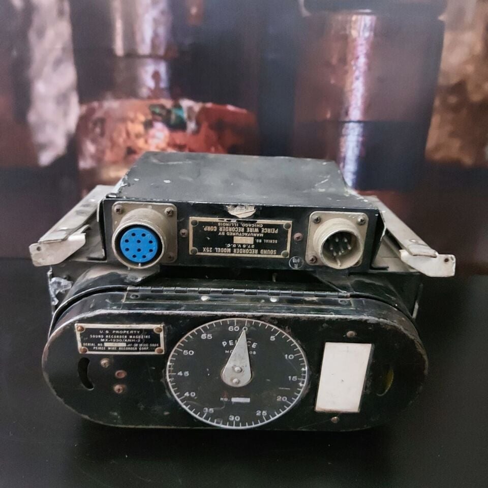 23x18x15 cm. OH-13 Helicopter Indicator-2