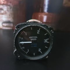10x10x10 cm. OH-13 Helicopter Indicator-9