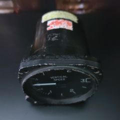 10x10x10 cm. OH-13 Helicopter Indicator-9