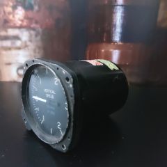 10x10x10 cm. OH-13 Helicopter Indicator-9