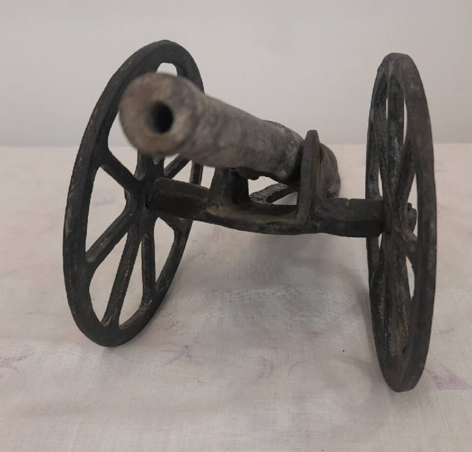 21 cm. El Yapımı Metal Top Arabası