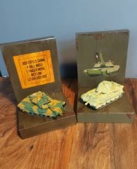 15x16.5x21 cm Ahşap Kitap Sırtlığı Modeli