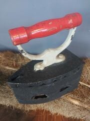 Vintage Kömürlü Ütü Modeli-2