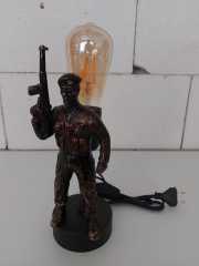 Komando Asker Motifli Rustik Abajur