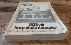 1938 Yılı Mezunları Yıllık (Alpaslan TÜRKEŞ-Kenan EVREN Yer Aldığı)