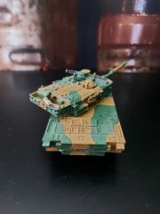 16x5.5x5 cm.Japon Type 90 Tank
