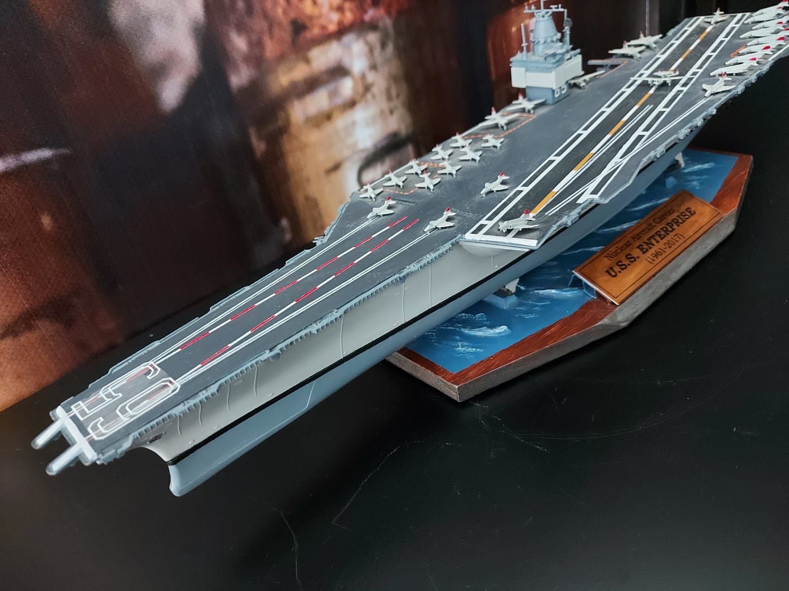 Nuclear Carrier U.S.S. Enterprises 1/720 Ölçek 48cm. Monte