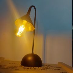 Vintage Metal Huni Abajur Modeli