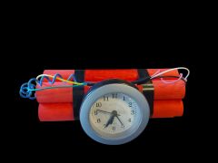 22x10x13 cm. Masa Saati Modeli