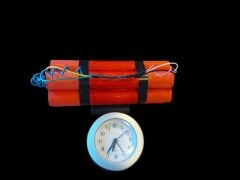 22x10x13 cm. Masa Saati Modeli