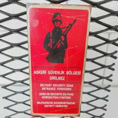 Askeri Bölge Tel Örgü Dekoratif Ürün Model-1